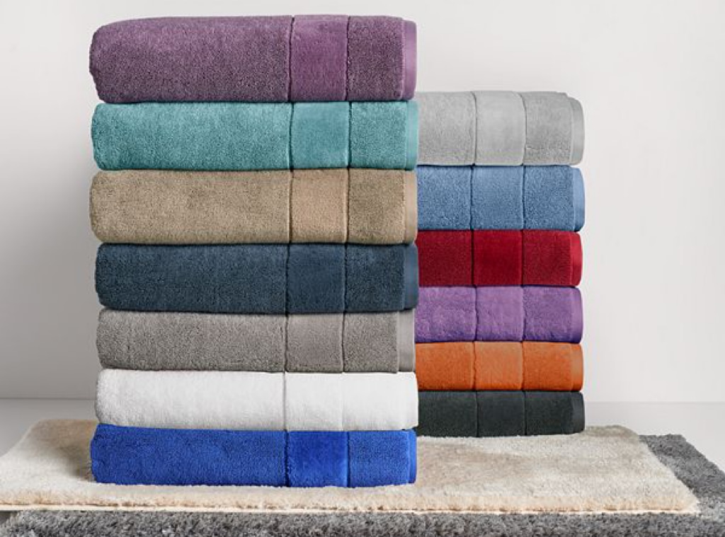 These Bath Towels With 5 000 5 Star Reviews Are on Sale for Just 5